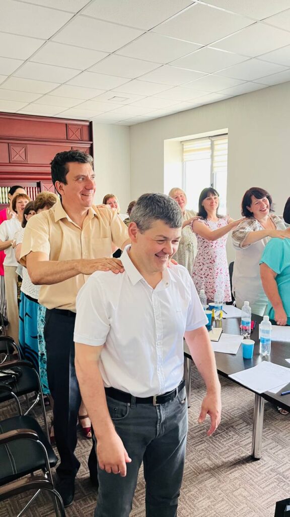 На одному диханні, емоційно і щиро!