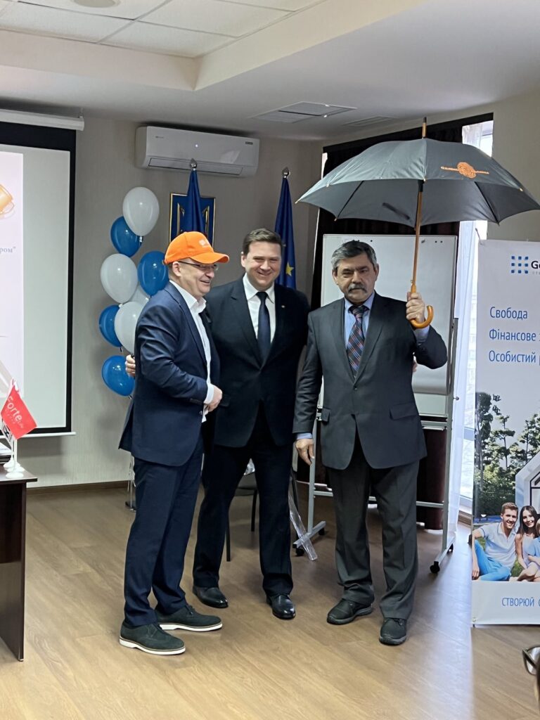 З Днем народження вітаємо Директора!